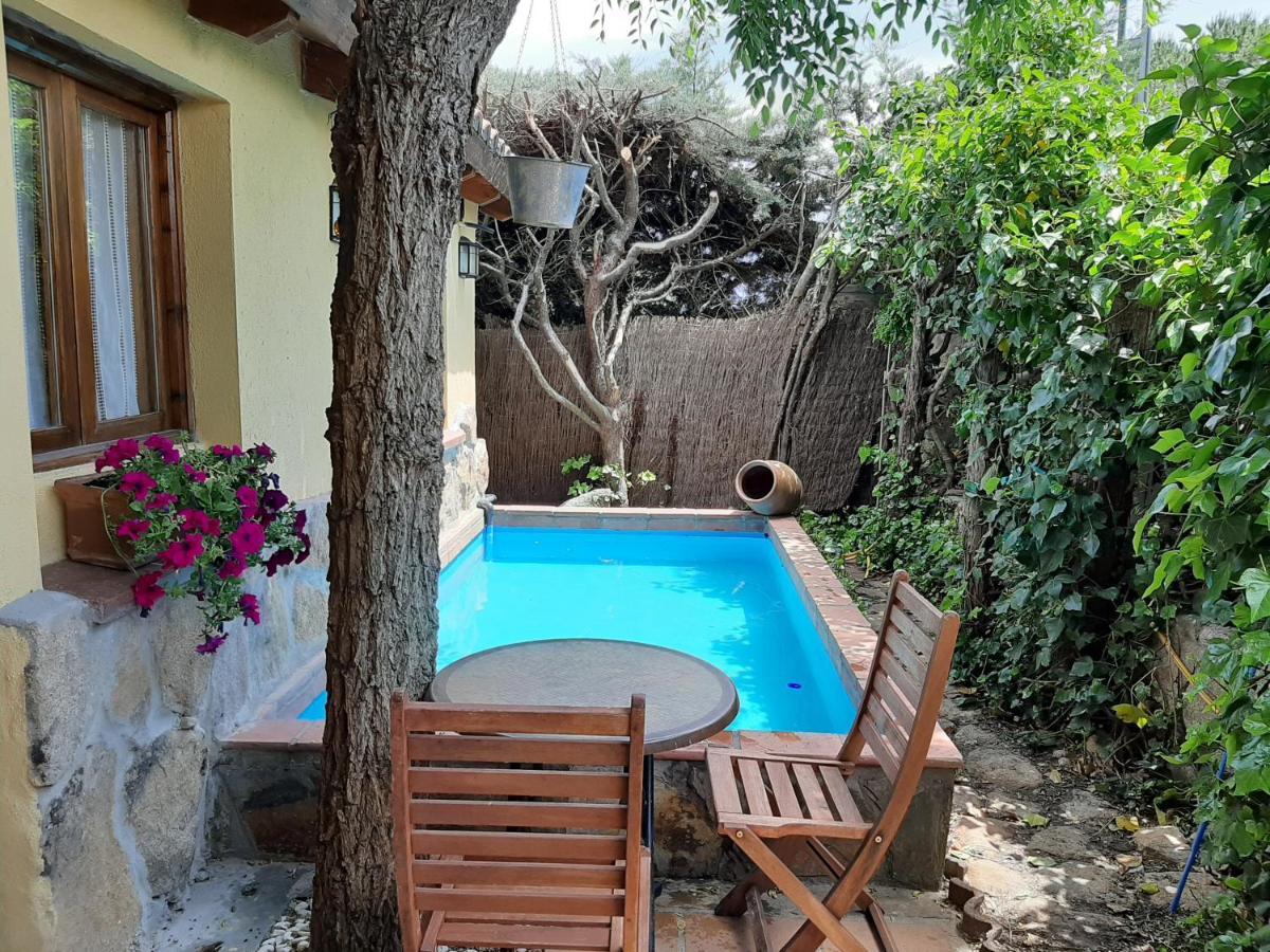 Acogedora Casa Rural En La Sierra De Madrid Mataelpino Esterno foto