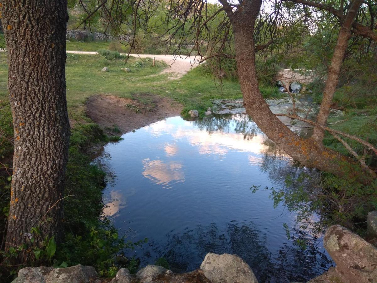 Acogedora Casa Rural En La Sierra De Madrid Mataelpino Esterno foto